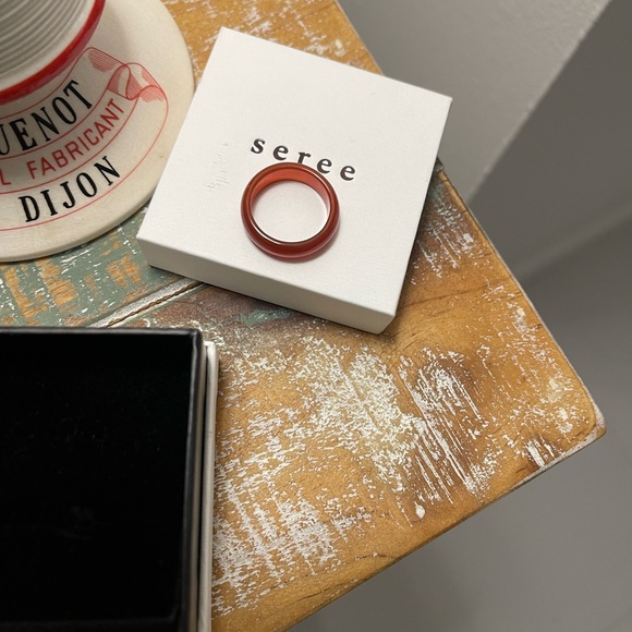 Seree Size 7 Persimmon Dark Orange Jade Stone Ring in Box - Picture 4 of 5